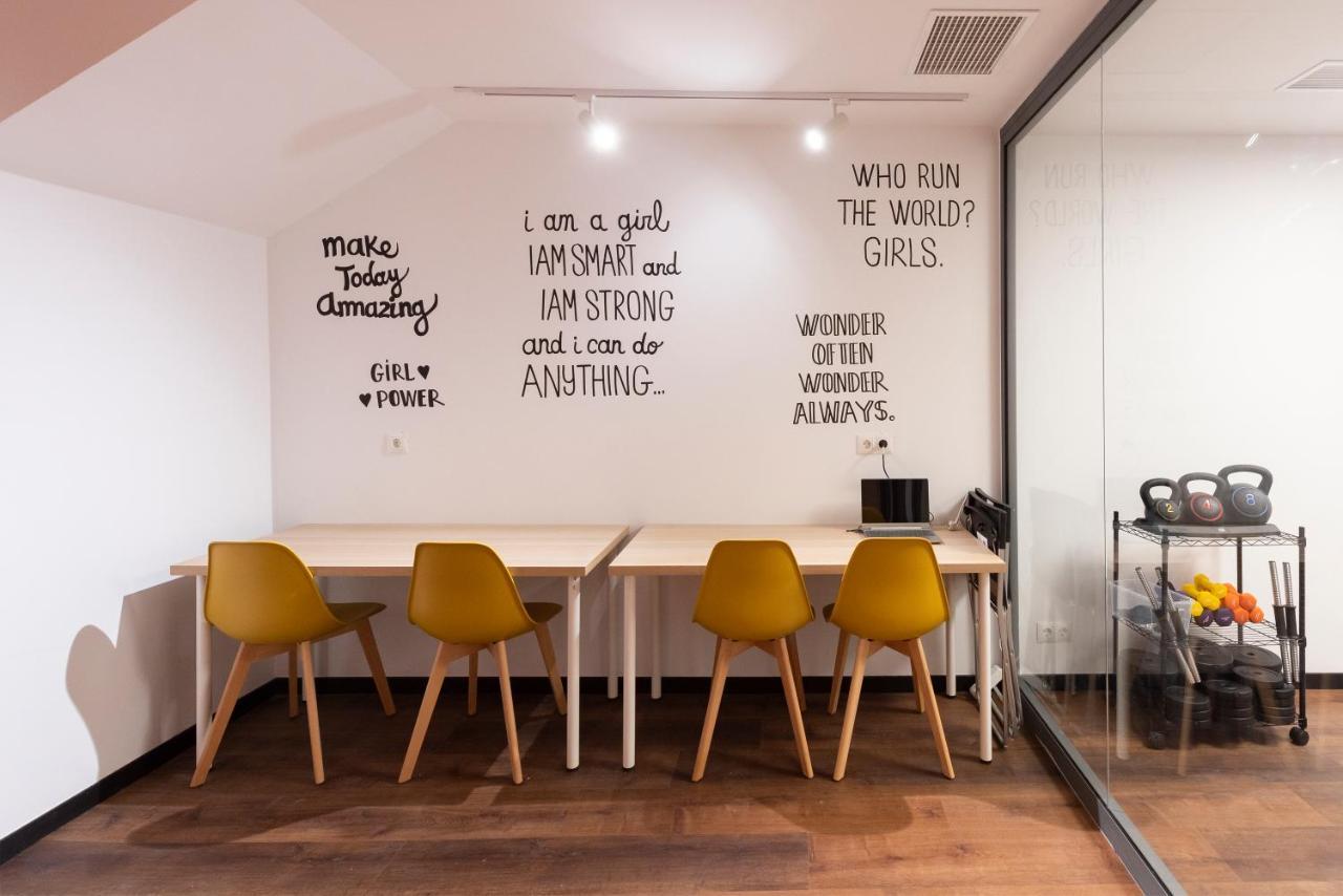 Hostelle - Women Only Hostel 巴塞罗那 外观 照片